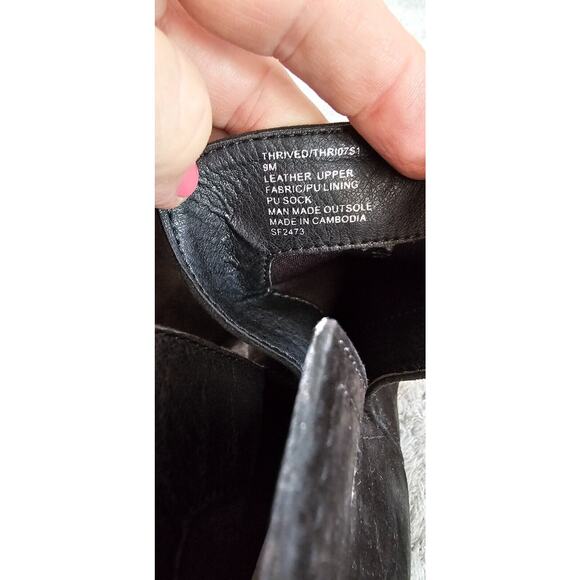 NEW Steve Madden THRIVED Black Suede Leather Notched Back Zip Boots Booties 9M - Picture 8 of 8